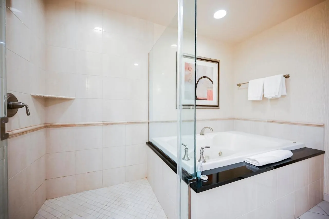 Two-Bedroom Conjoined Studio Suite W/Balcony & Strip View At Signature Las Vegas United States