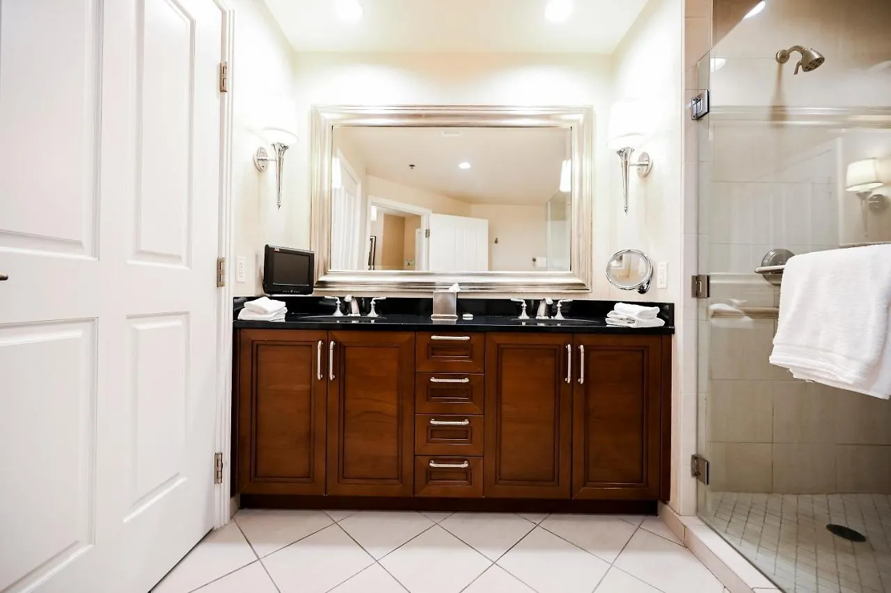 Two-Bedroom Conjoined Studio Suite W/Balcony & Strip View At Signature Las Vegas 0*,